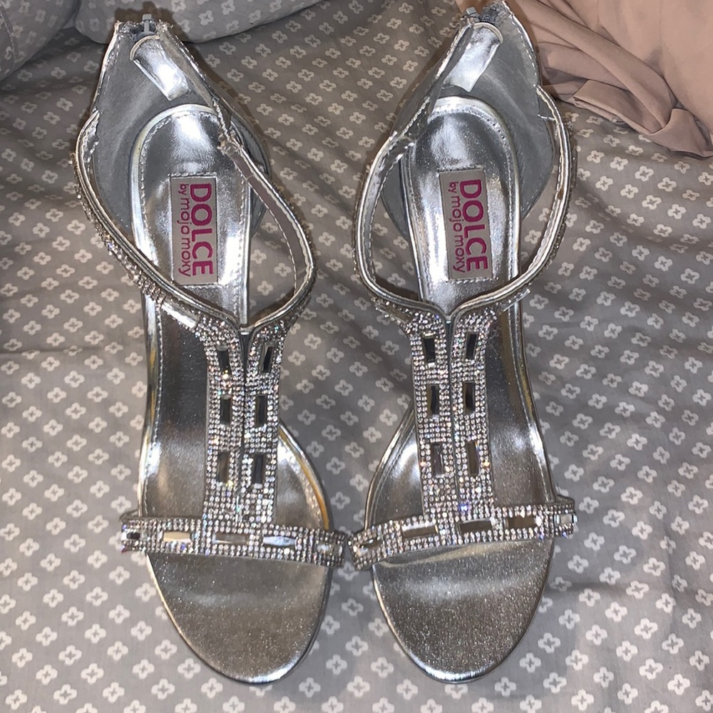 Silver Heels with diamonds